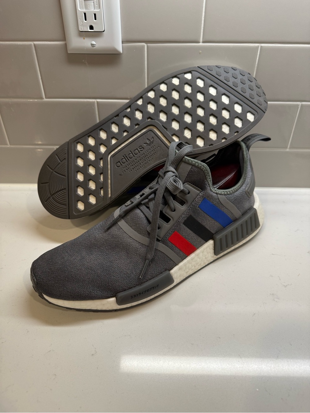 adidas Men's Gray NMD R1 Sneakers with Red & Blue Stripes sz 13